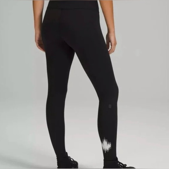 lululemon athletica Pants - Lululemon Team Canada Olympic Wunder Under Leggings 28”